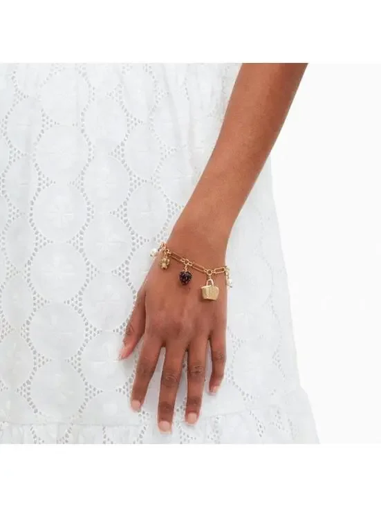 Kate Spade Picnic Perfect Charm Bracelet Strawberry Basket Bee Flower NWT - Picture 10 of 10